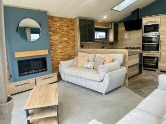 NOTTINGHAMSHIRE - BRAND NEW LUXURY LODGE WITH TWO BEDROOMS AND DEDICATED PARKING NOTTINGHAMSHIRE - BRAND NEW LUXURY LODGE WITH TWO BEDROOMS AND DEDICATED PARKING
