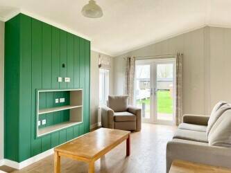 NOTTINGHAMSHIRE - THREE BEDROOM LODGE WITH PARKING FOR 3 CARS NOTTINGHAMSHIRE - THREE BEDROOM LODGE WITH PARKING FOR 3 CARS