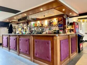 LINCOLNSHIRE - COMMUNITY PUB WITH 6 LETTING ROOMS AND RESTAURANT