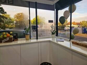 Turnkey Coffee Shop/Takeaway Unit Turnkey Coffee Shop/Takeaway Unit
