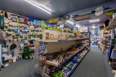 Established Aquatic and Pet Business with 4 bed Home North Yorkshire Established Aquatic and Pet Business with 4 bed Home North Yorkshire