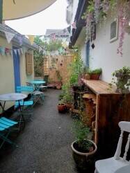 FULLY EQUIPPED ESTABLISHED CAF&Eacute; BUSINESS &ndash; &pound;30,000