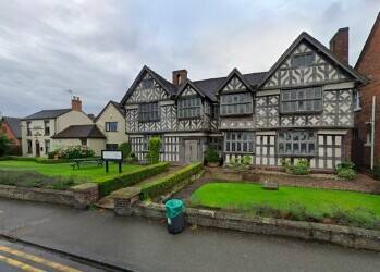 Restaurant To-Let in Nantwich with Large Garden. Nil Premium Restaurant To-Let in Nantwich with Large Garden. Nil Premium