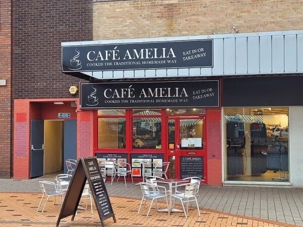 Urgent Sale ā Fully Fitted Cafe Premises in Prime Town Centre Location Urgent Sale ā Fully Fitted Cafe Premises in Prime Town Centre Location