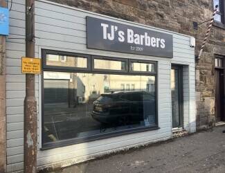 Traditional barbershop located in the ever-expanding village of East Calder (ref 1813) Traditional barbershop located in the ever-expanding village of East Calder (ref 1813)