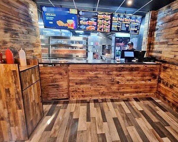 Fast Food Restaurant specialising In Chicken for Sale Fast Food Restaurant specialising In Chicken for Sale