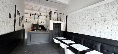 Hot Food Takeaway/QSR/Cafe/Bistro/Bar Opportunity within the vibrant Shawlands area in Glasgow