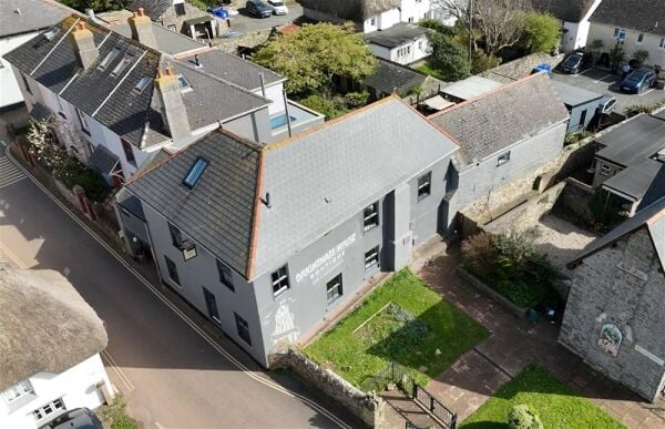 Charming Boutique Guest House set in the heart of the South Hams For Sale in Kingsbridge Charming Boutique Guest House set in the heart of the South Hams For Sale in Kingsbridge