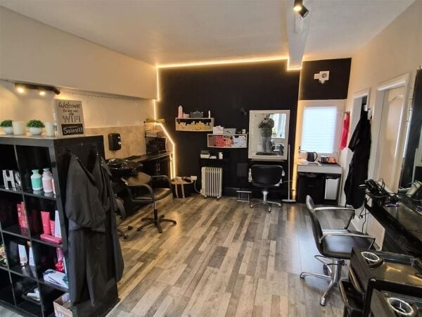 Beauty, Therapy & Tanning For Sale in Harrogate Beauty, Therapy & Tanning For Sale in Harrogate