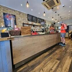 FREEHOLD A3 & ALCOHOL CAFÉ & COFFEE SHOP FOR SALE – WANDSWORTH / BARNES FREEHOLD A3 & ALCOHOL CAFÉ & COFFEE SHOP FOR SALE – WANDSWORTH / BARNES