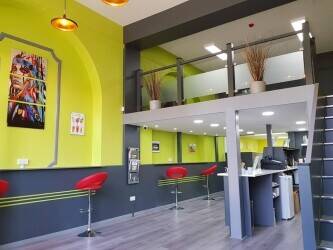 Fully Fitted Laundrette & Cafe/takeaway Fully Fitted Laundrette & Cafe/takeaway
