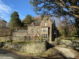 YHA BUTTERMERE - 14 BEDROOM HOSTEL IN STUNNING NATIONAL PARK LOCATION