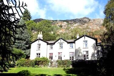 YHA HOLLY HOW (CONISTON) - TEN BEDROOM COUNTRY HOUSE HOSTEL & DETACHED HOUSE LOCATED IN STUNNING LAK