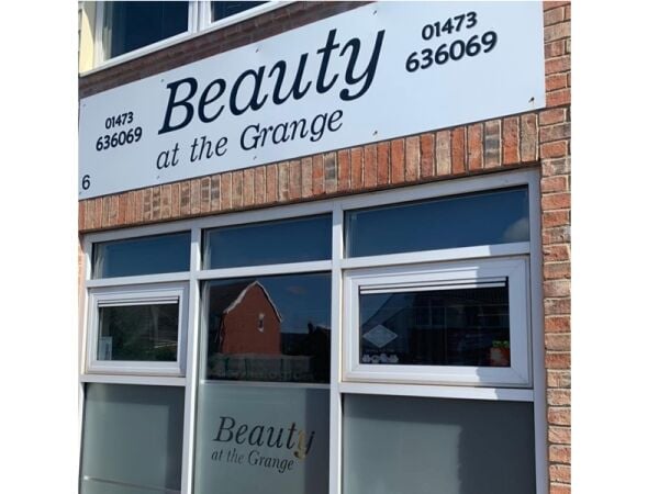 Glow Into Success – Established Beauty Salon with Loyal Client Base