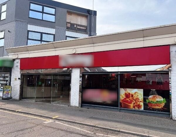 Fast Food Chicken Restaurant And Take Away With Optional Franchise - Recently Closed, for Sale