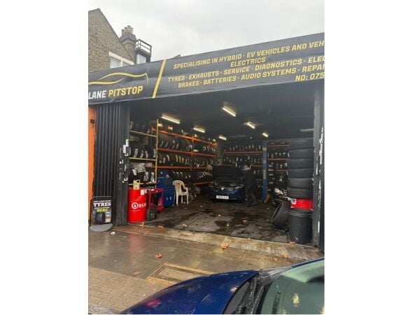 Built for the Road – Busy Tottenham Tyre & Garage Business