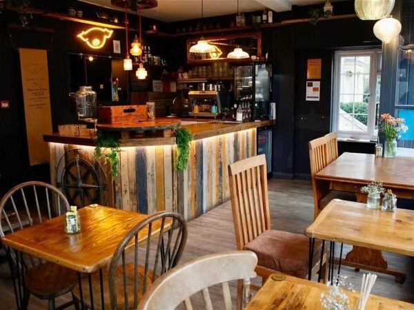 Cafe & Sandwich Bars For Sale in Huntingdon Cafe & Sandwich Bars For Sale in Huntingdon