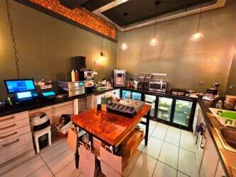 STAFF RUN DESSERT PARLOUR FOR SALE IN GRAYS, ESSEX STAFF RUN DESSERT PARLOUR FOR SALE IN GRAYS, ESSEX