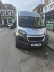 Mobile tyre fitting service Mobile tyre fitting service