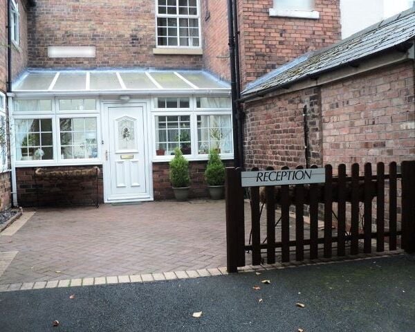 Freehold Old Established Bed & Breakfast for Sale
