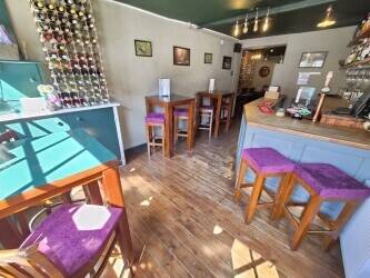Popular Licensed Bistro & Restaurant with 2 Bedroom Self Contained Apartment in Taunton Town Centre