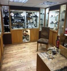 INDEPENDENT JEWELLERS & GOLDSMITHS – FOR SALE – AFFLUENT ESSEX TOWN