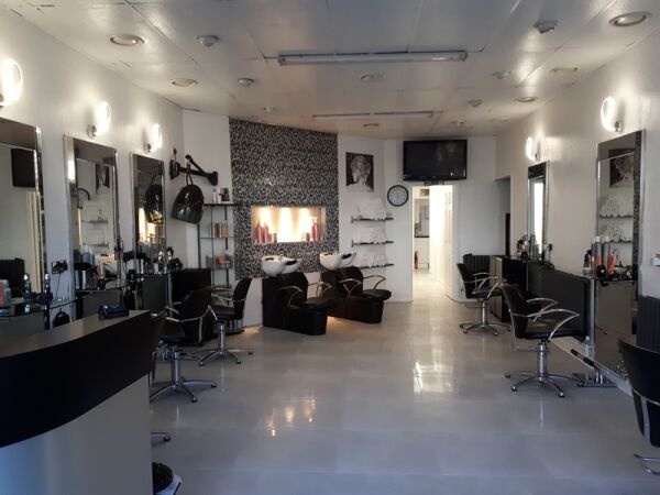 Established Hair & Beauty Salon – Palmers Green – Long Established – Loyal Client Base