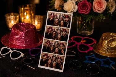 PHOTO BOOTH & EVENTS BUSINESS PHOTO BOOTH & EVENTS BUSINESS