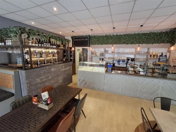 Cafe & Sandwich Bars For Sale in Sheffield Cafe & Sandwich Bars For Sale in Sheffield