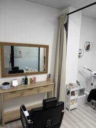 Clean and Modern Beauty Salon for Sale in Halesowen Town Centre
