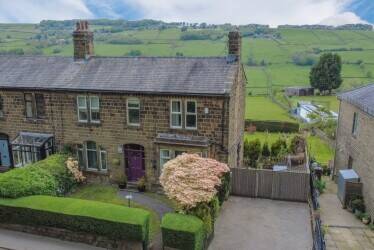 Successful holiday let overlooking the stunning Worth Valley