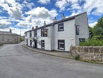 NORTH YORKSHIRE - COUNTRY PUB IN THE HEART OF THE YORKSHIRE DALES OFFERING LETTING ACCOMMODATION