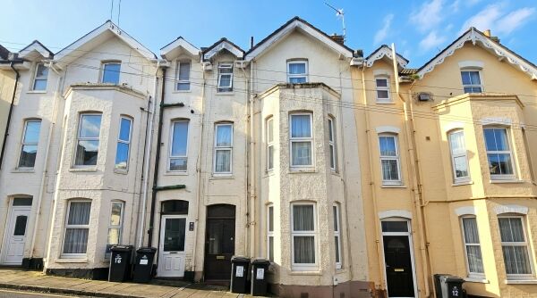 Centrally Located HMO With Valuable Hostel Consent - Available to Rent