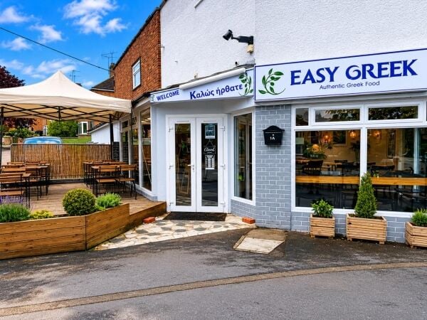 Leasehold Greek Takeaway & Restaurant Located In Rugby