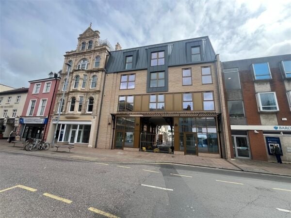 Newly created café/bar space in the heart of Barnstaple For Sale in Barnstaple