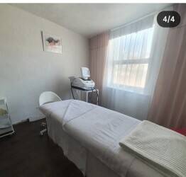 Established 16 year beauty salon for sale