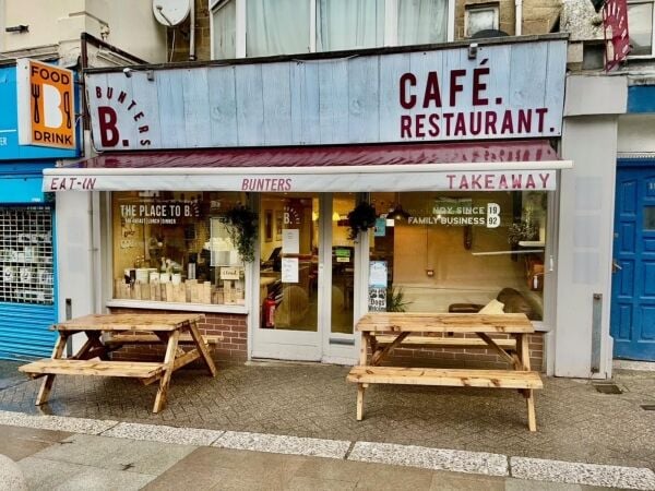 Leasehold Café & Restaurant Located In Newquay