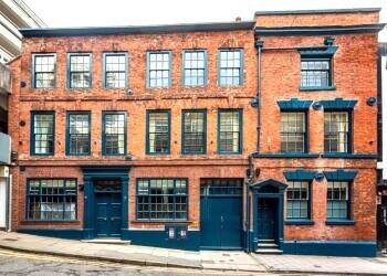 CHESTER CITY CENTRE - 16 LUXURY APARTHOTEL APARTMENTS BAR/RESTAURANT & P/P FOR AN ADDITIONAL 7 UNITS CHESTER CITY CENTRE - 16 LUXURY APARTHOTEL APARTMENTS BAR/RESTAURANT & P/P FOR AN ADDITIONAL 7 UNITS