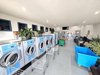 COIN OPERATED LAUNDERETTE PRICE: £165,000 plus SAV – LEASEHOLD - CLACTON-ON-SEA, ESSEX REF L0140E: