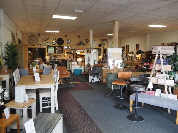 Retail For Sale in Grimsby Retail For Sale in Grimsby