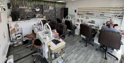 Nails & beauty Salon for sale