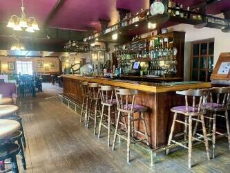 NORFOLK - FOOD-LED COUNTRY PUB WITH LARGE CAR PARK AND THREE LETTING ROOMS NORFOLK - FOOD-LED COUNTRY PUB WITH LARGE CAR PARK AND THREE LETTING ROOMS