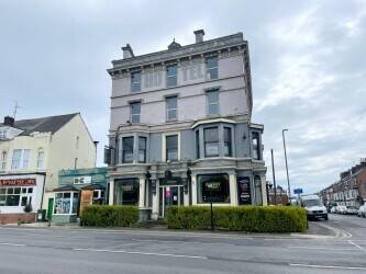 YORKSHIRE COAST - FIVE STOREY BAR & RESTAURANT WITH 11 APARTMENTS YORKSHIRE COAST - FIVE STOREY BAR & RESTAURANT WITH 11 APARTMENTS