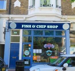 FIRMLY ESTABLISHED FISH & CHIP SHOP WITH 3 BEDROOM ACCOMMODATION IN CHARMING COASTAL TOWN FIRMLY ESTABLISHED FISH & CHIP SHOP WITH 3 BEDROOM ACCOMMODATION IN CHARMING COASTAL TOWN