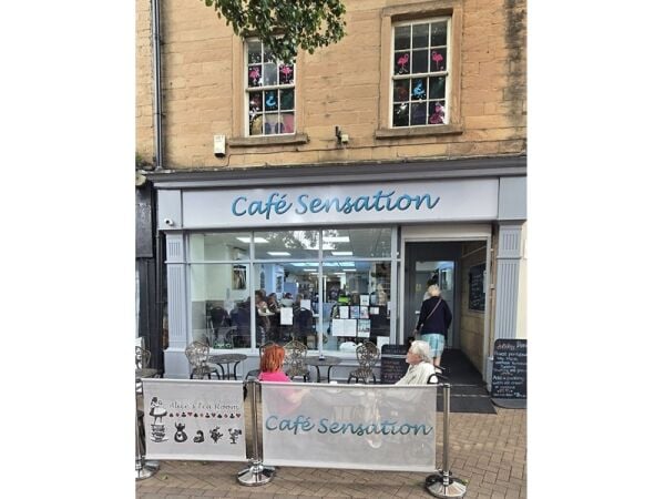 Charming Cafe & Afternoon Tea Room in Prime Mansfield Town Centre Location Charming Cafe & Afternoon Tea Room in Prime Mansfield Town Centre Location