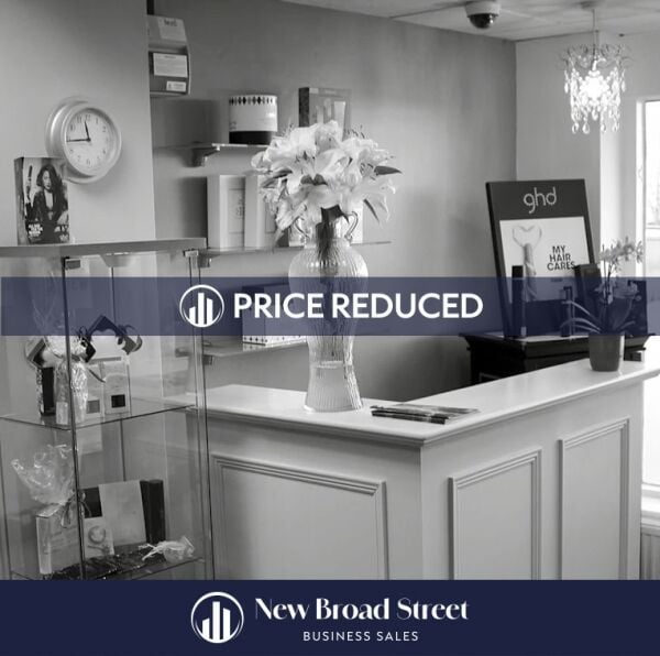 High Quality Freehold Hair and Beauty Salon with leasehold option High Quality Freehold Hair and Beauty Salon with leasehold option