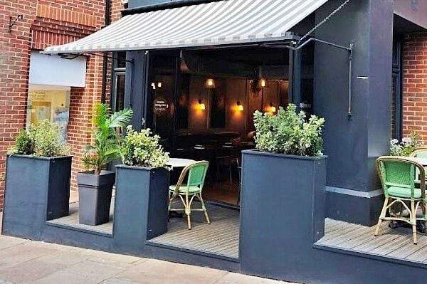 Immaculate High Class Licensed Mediterranean Café / Restaurant for Sale Immaculate High Class Licensed Mediterranean Café / Restaurant for Sale