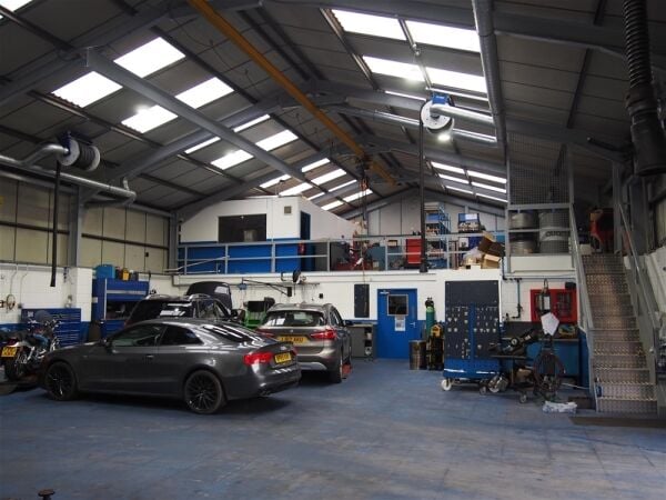 Vehicle Repairs & MOT For Sale in Scunthorpe Vehicle Repairs & MOT For Sale in Scunthorpe
