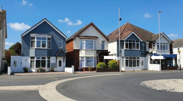 Fully Refurbished HMO Investment Property Occupying Prominent Position with Future Development Potential s.t.p.p. Fully Refurbished HMO Investment Property Occupying Prominent Position with Future Development Potential s.t.p.p.