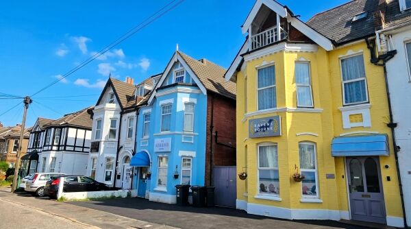 Retirement Sale of 11 Bedroom Home & Income B&B Well Located Between Shopping Thoroughfare and Pier